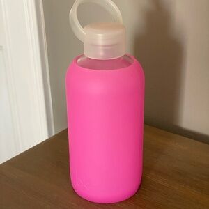 Hot pink BKR bottle little (16 oz) in great used condition.